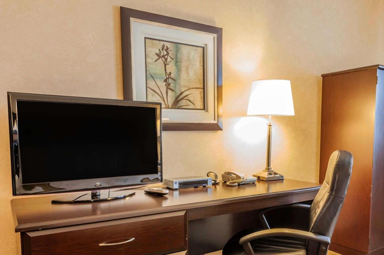 | Quality Inn Arlington
