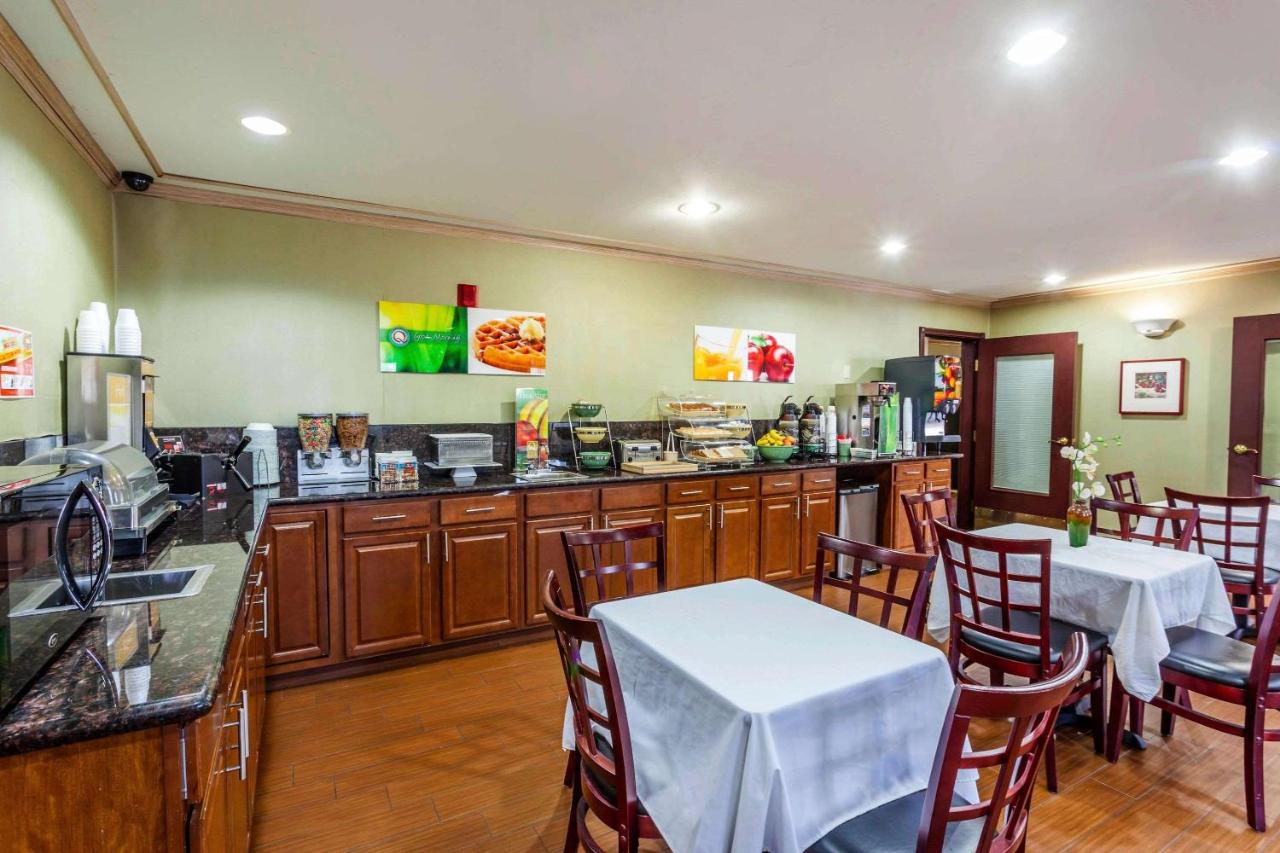  | Quality Inn Arlington