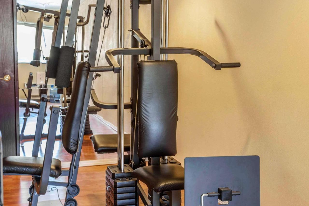 | Quality Inn Arlington