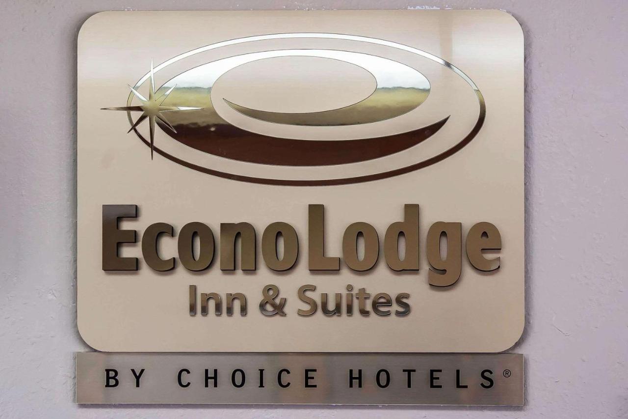 | Econo Lodge Inn & Suites Hoquiam