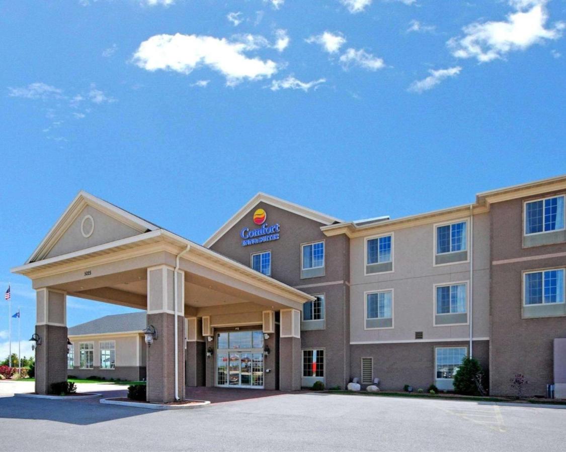 | Comfort Inn & Suites DeForest