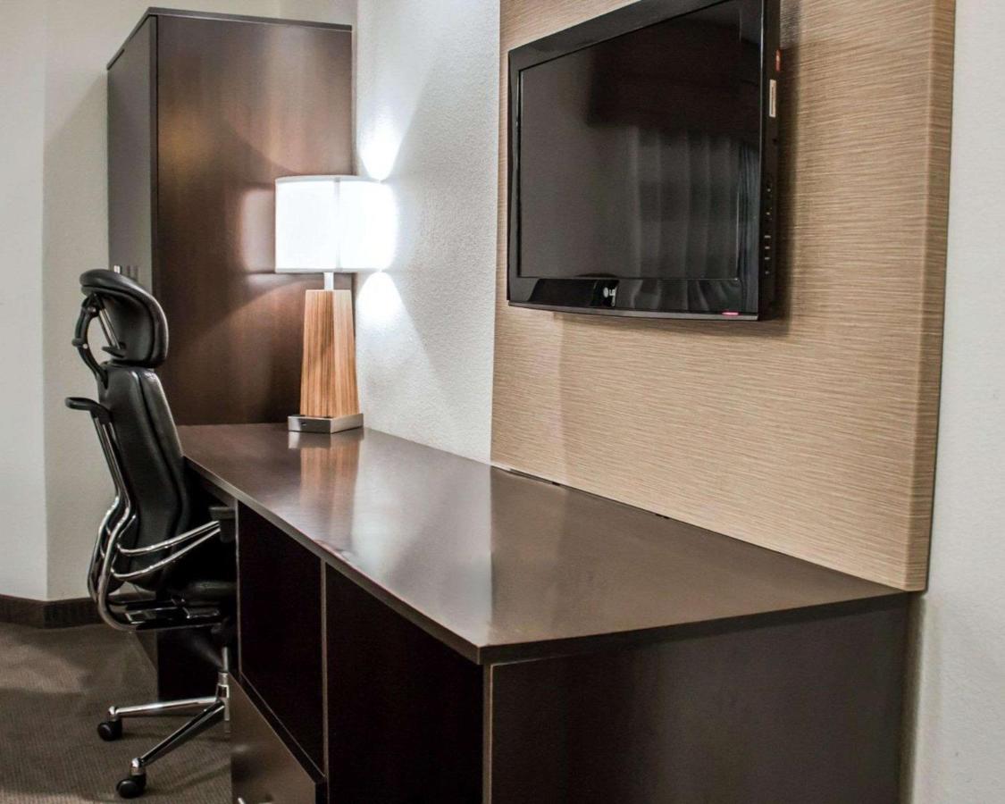 Double Room with Two Double Beds with View - Non-Smoking at Sleep Inn Summersville