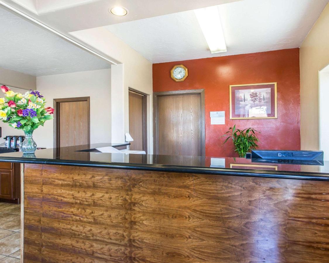 | Riverton Inn & Suites Riverton