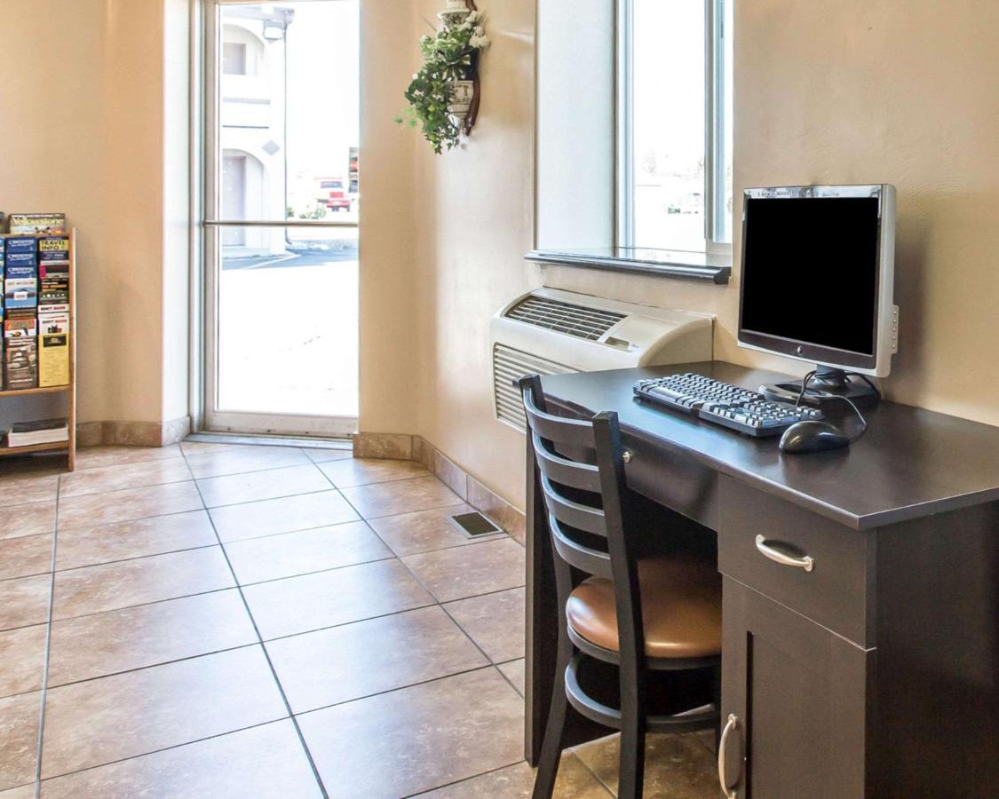 | Riverton Inn & Suites Riverton