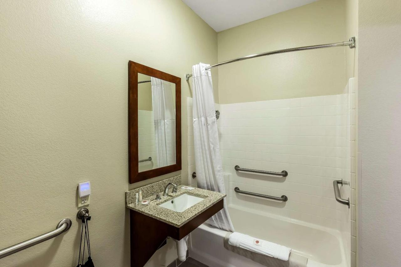 King Suite - Accessible/Non-Smoking at Comfort Inn & Suites Near University of Wyoming