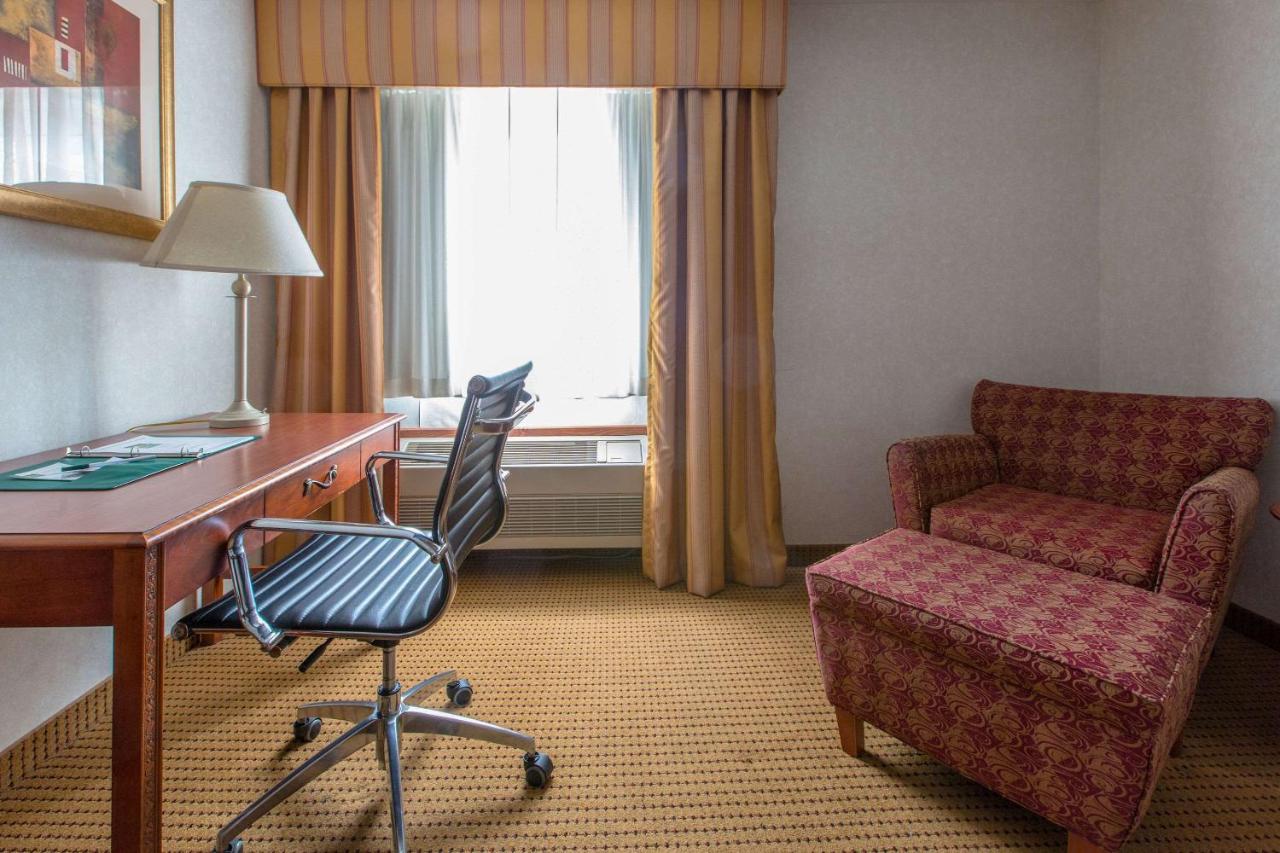 King Room - Non-Smoking at Quality Inn & Suites University