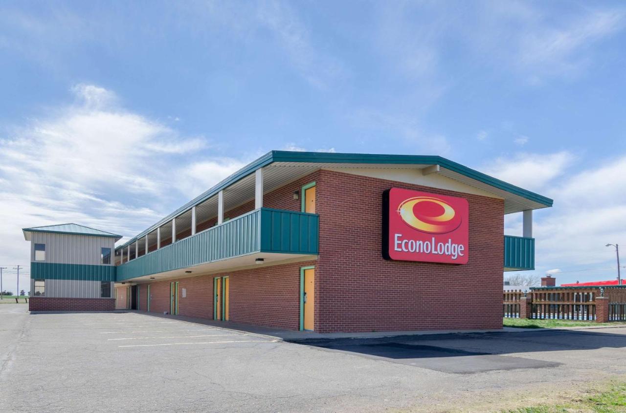 | Econo Lodge Wakeeney