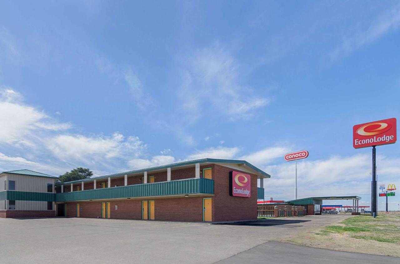 | Econo Lodge Wakeeney