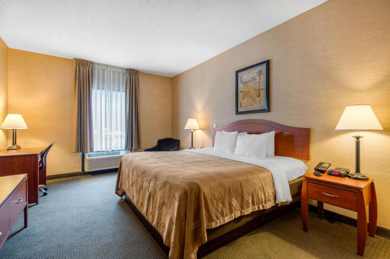 | Quality Inn & Suites Benton - Draffenville
