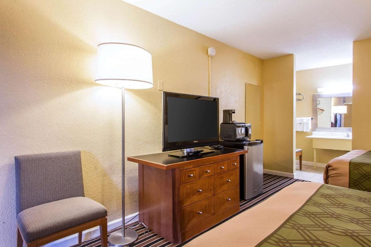 | AmeriVu Inn-Gilbertsville