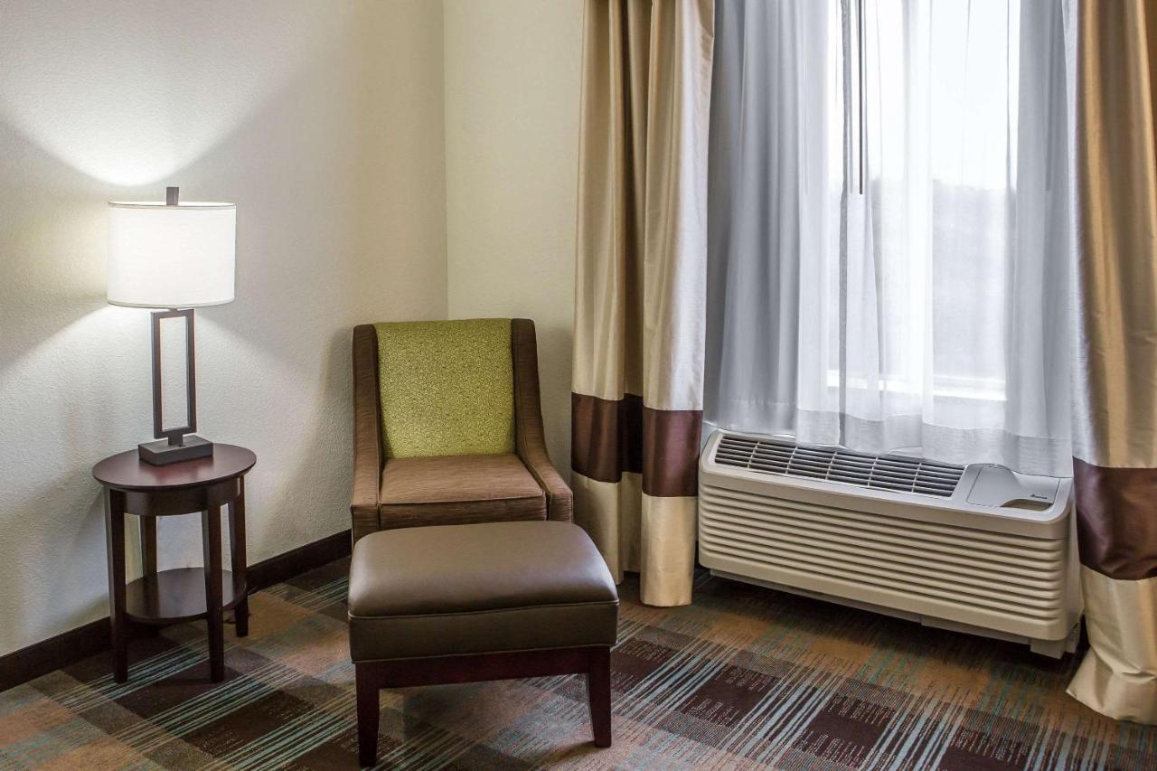 King Room - Non-Smoking at Comfort Inn Lexington South