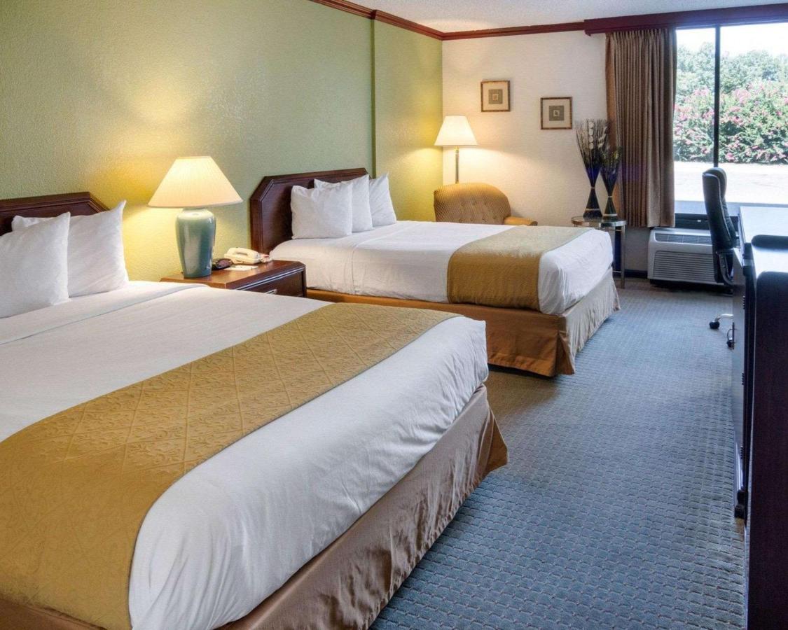 Double Room with Two Double Beds - Non-Smoking at Quality Inn Shreveport Airport