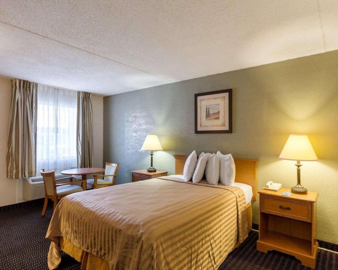 | Sunrise Inn & Suites New Orleans