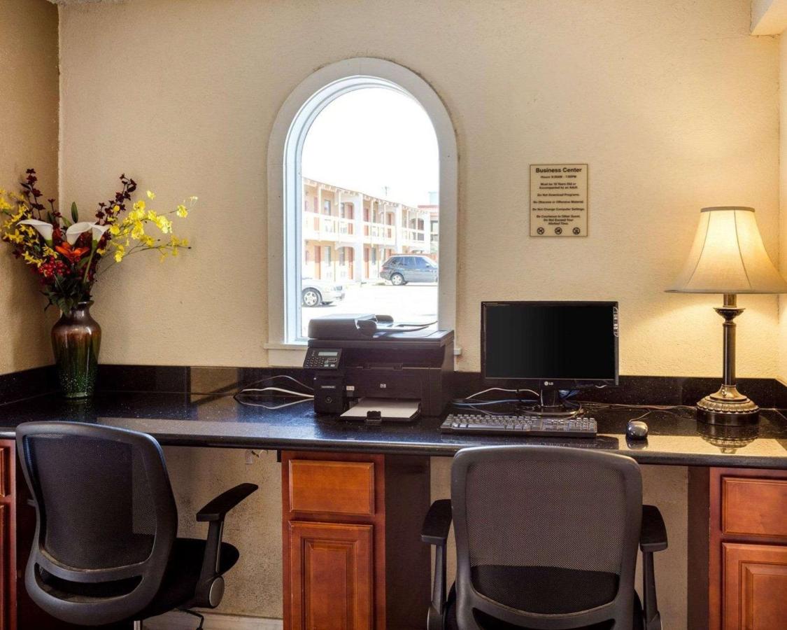  | Sunrise Inn & Suites New Orleans