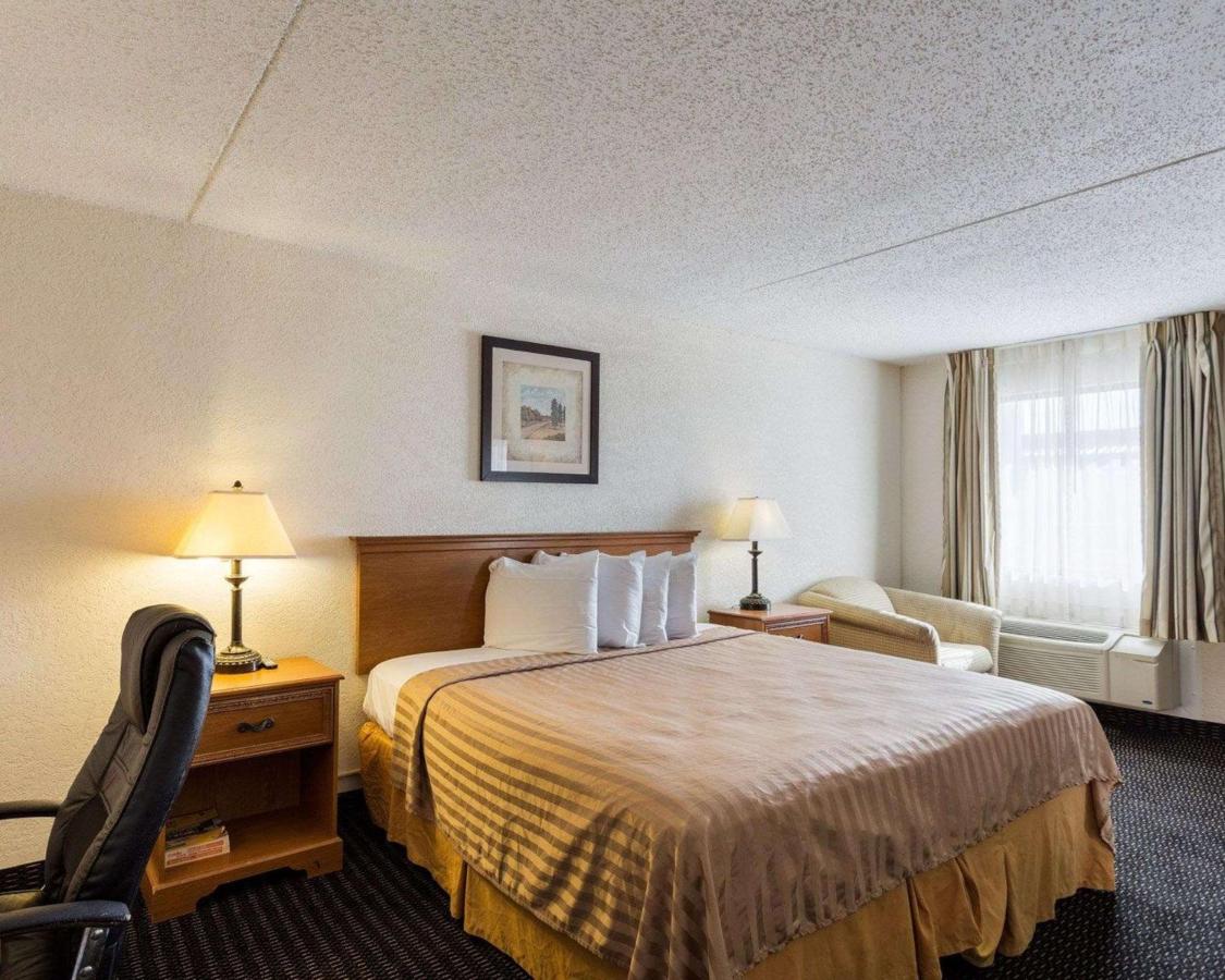 | Sunrise Inn & Suites New Orleans