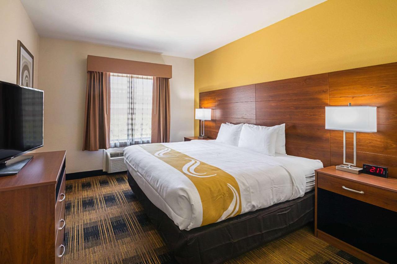 King Room - Non-Smoking at Quality Inn & Suites Lampasas
