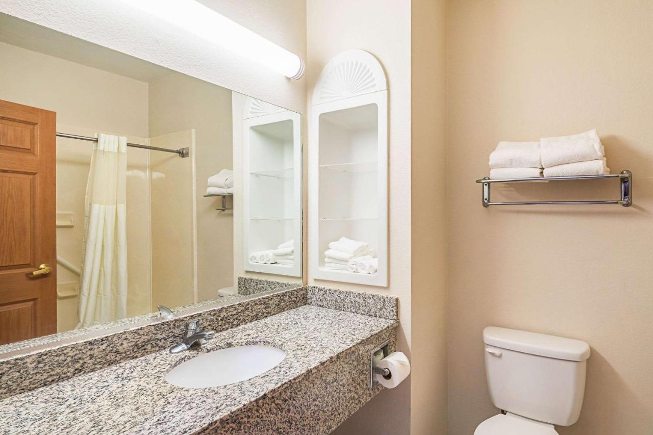 Queen Room with Two Queen Beds - Non-Smoking at Quality Inn & Suites Lampasas