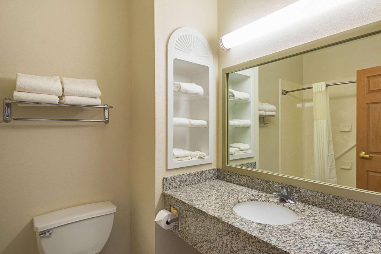 King Suite - Non-Smoking at Quality Inn & Suites Lampasas
