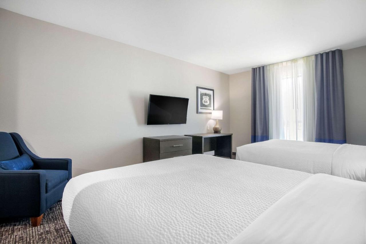 | Holiday Inn Express & Suites Tulsa East - Catoosa, an IHG Hotel