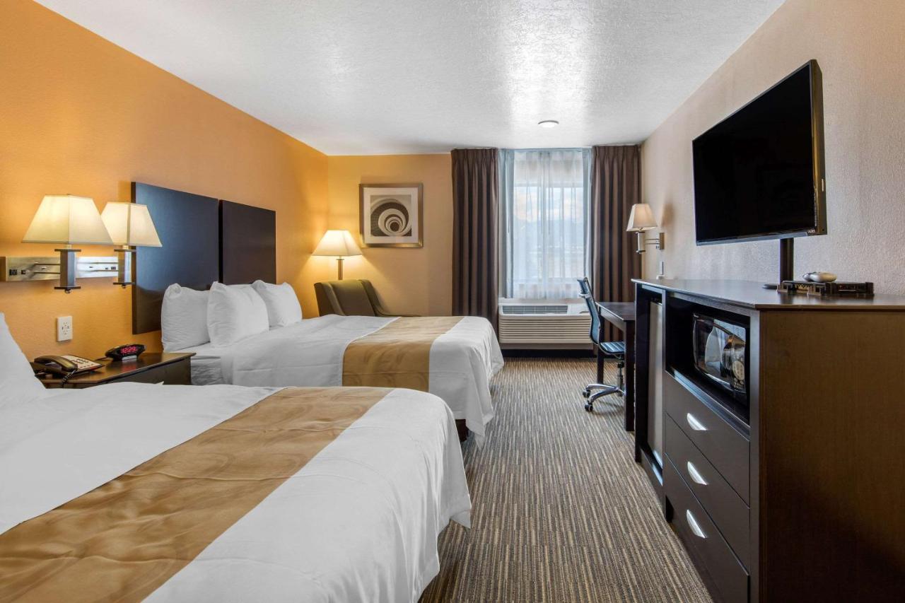 Queen Room with Two Queen Beds - Non-Smoking at Quality Inn & Suites Albuquerque North near Balloon Fiesta Park