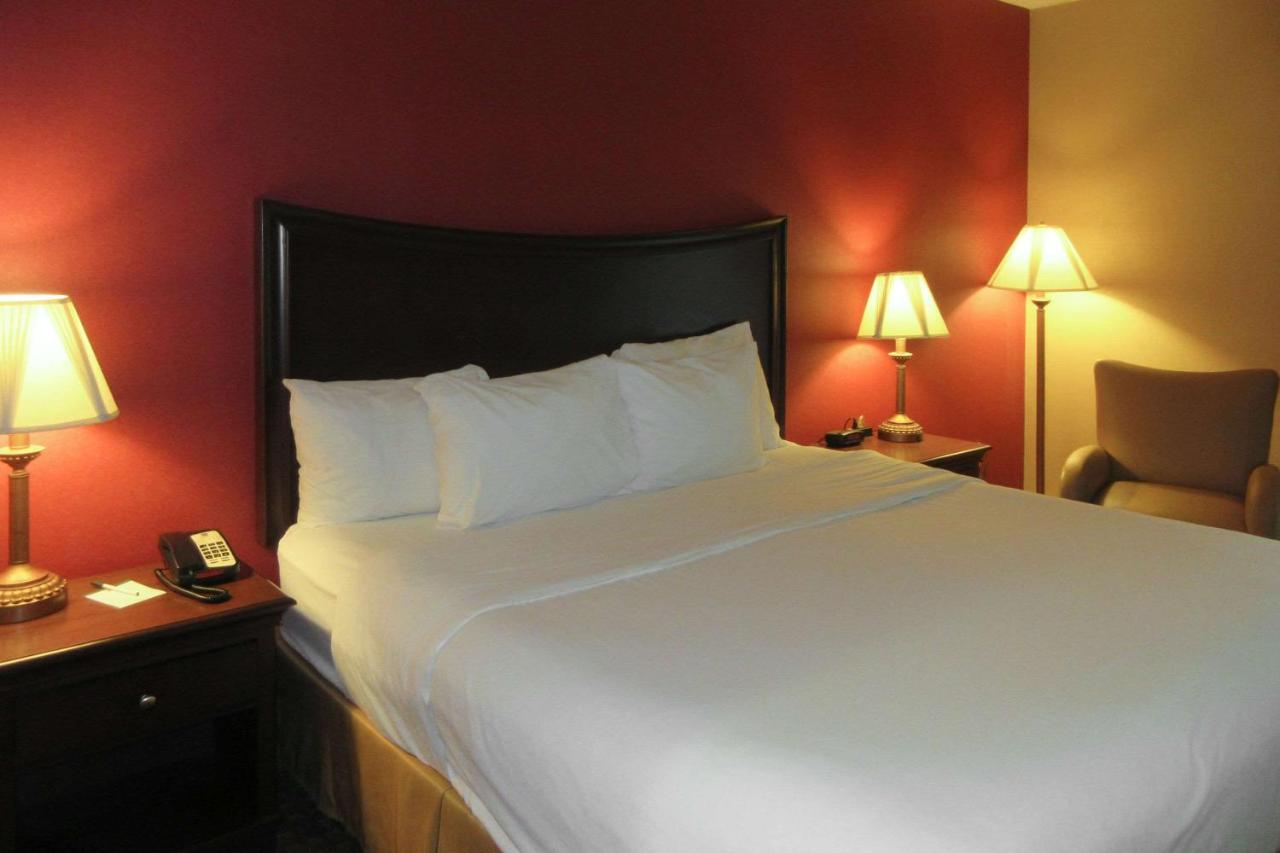 | Quality Inn & Suites Owego