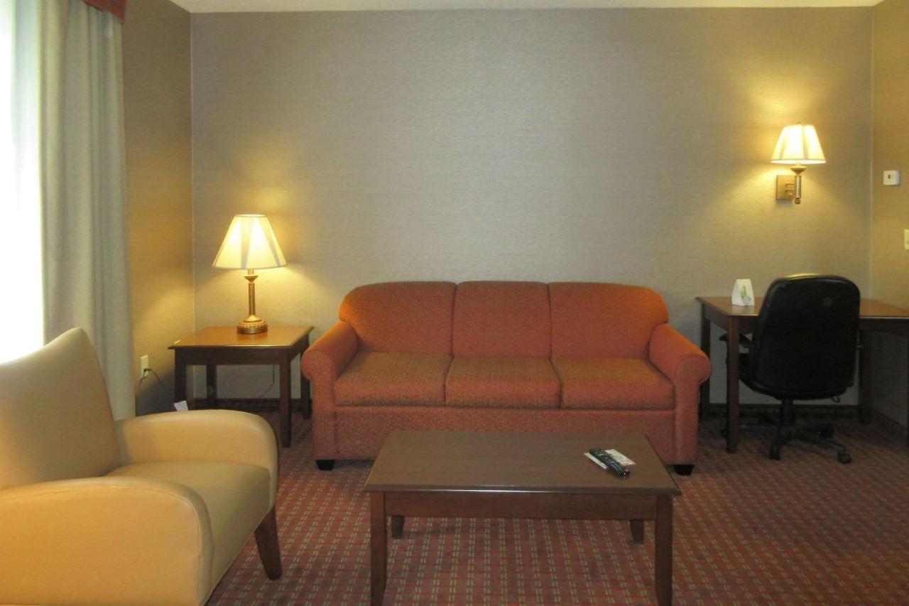 | Quality Inn & Suites Owego