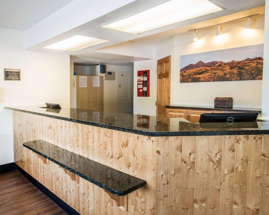 | Rodeway Inn Greeley