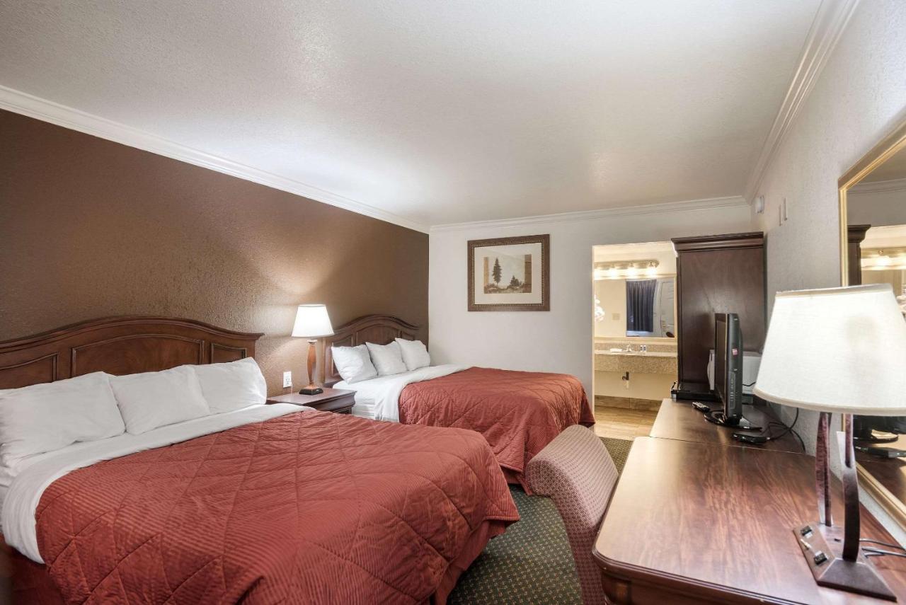 | 1st Interstate Inn