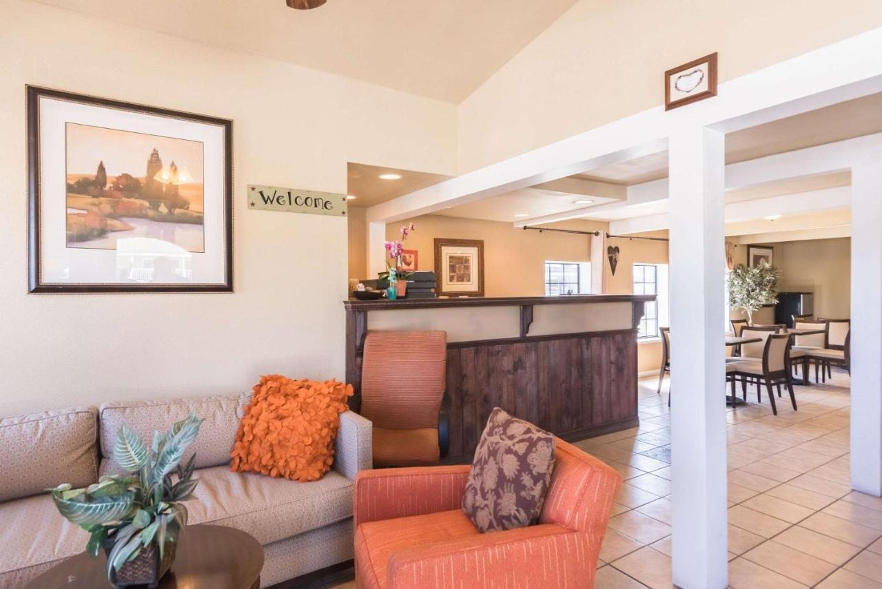 | 1st Interstate Inn Montrose