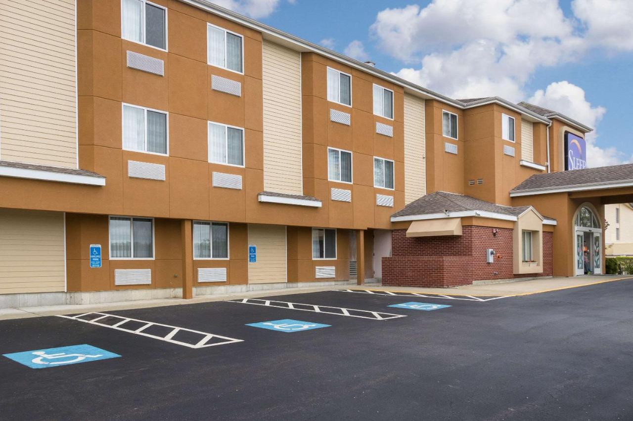  | Sleep Inn & Suites Niantic