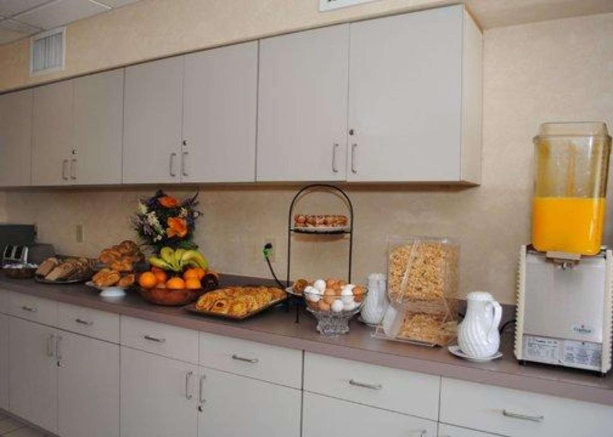 | Rodeway Inn Willington North