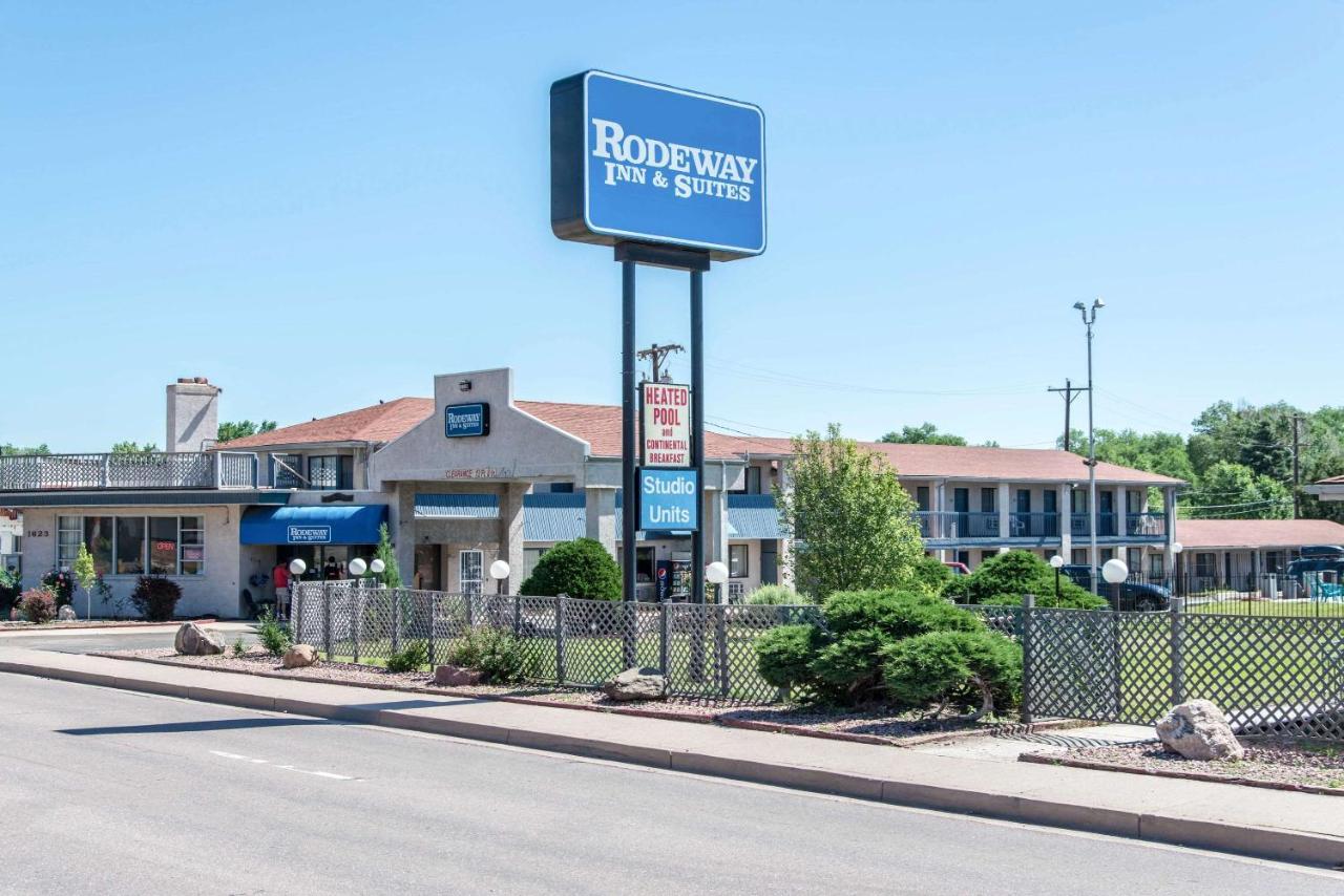 | Rodeway Inn & Suites Colorado Springs