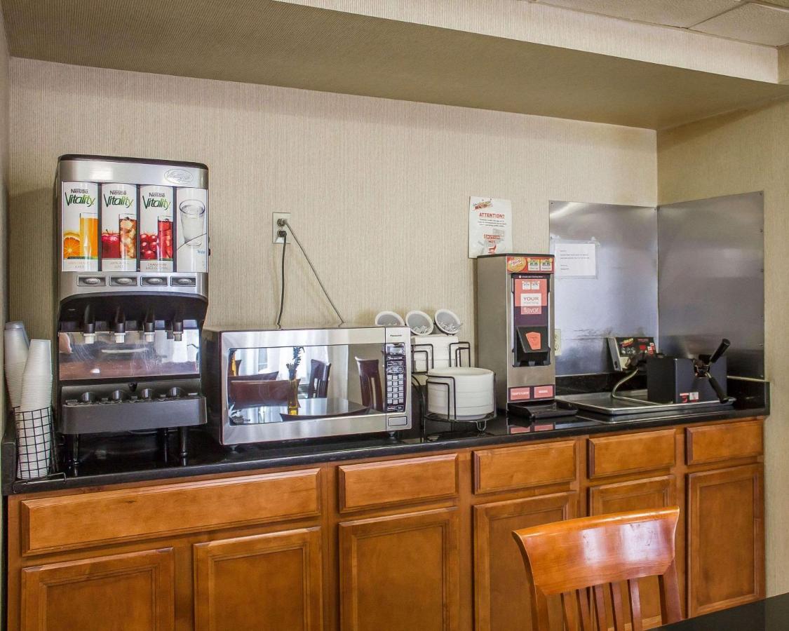 | Comfort Inn Wethersfield - Hartford
