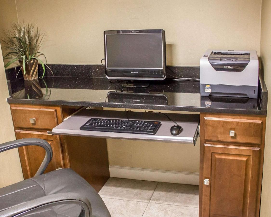 | Comfort Inn Wethersfield - Hartford