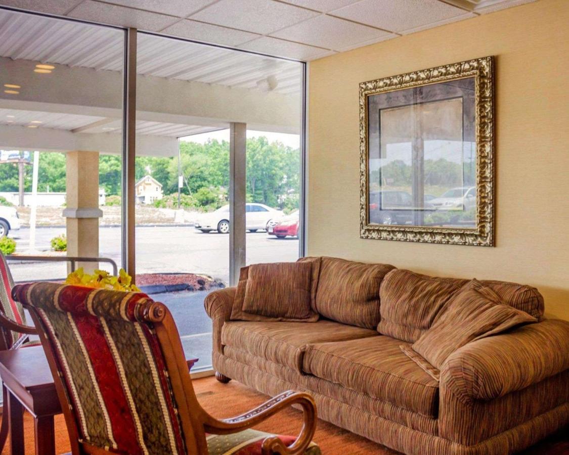 | Quality Inn Waterbury