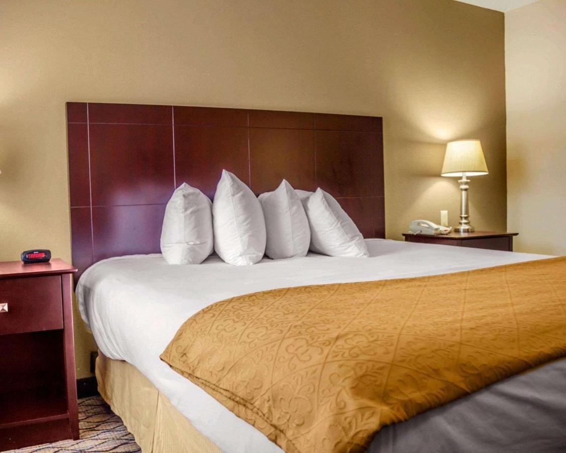 | Quality Inn Waterbury