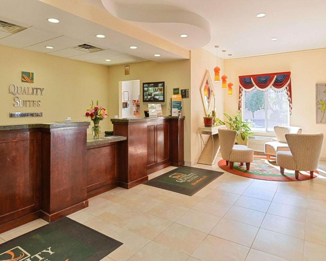 | Quality Suites Stratford