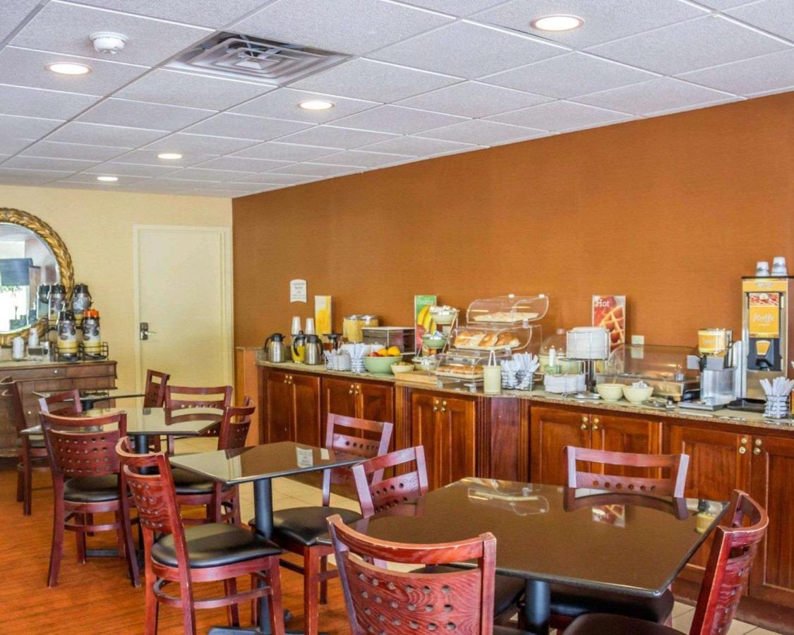 | Quality Inn Waterbury