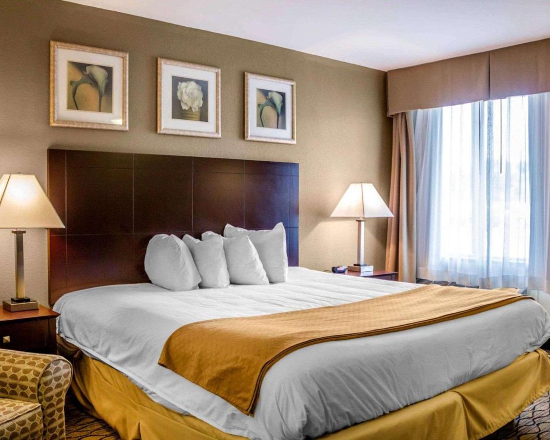 | Quality Inn Waterbury