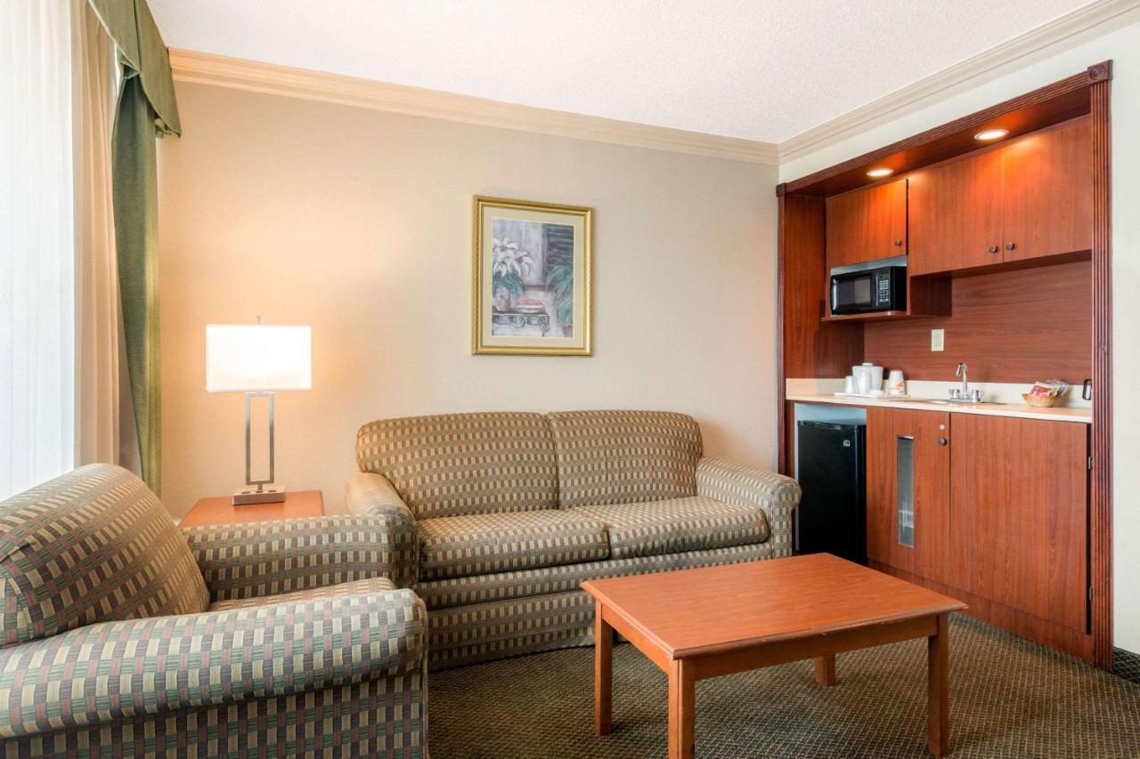 Suite with Two Double Beds and Sofa Bed at Quality Inn & Suites Tarpon Springs South