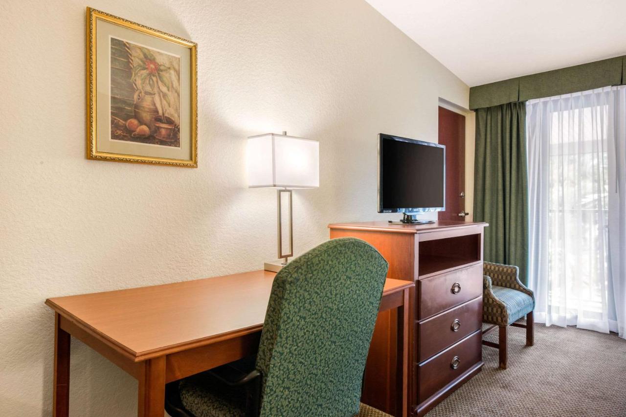 Double Room with Two Double Beds - Non-Smoking at Quality Inn & Suites Tarpon Springs South