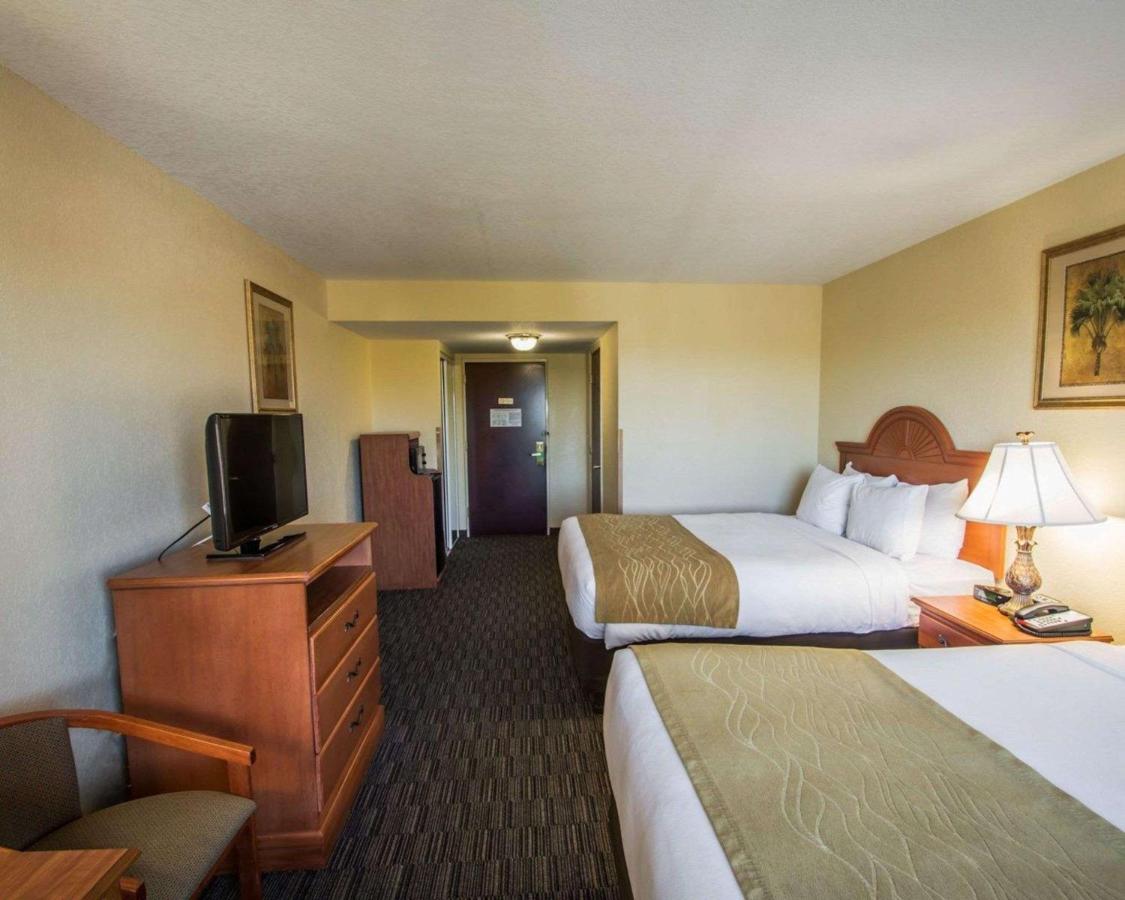 Standard Two Queens - Non-Smoking at Comfort Inn & Suites Jupiter I-95