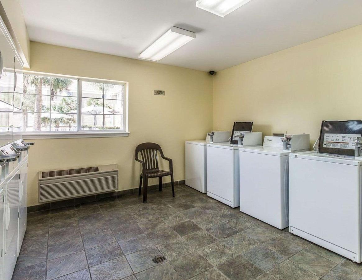  | Suburban Studios Fort Myers Cape Coral