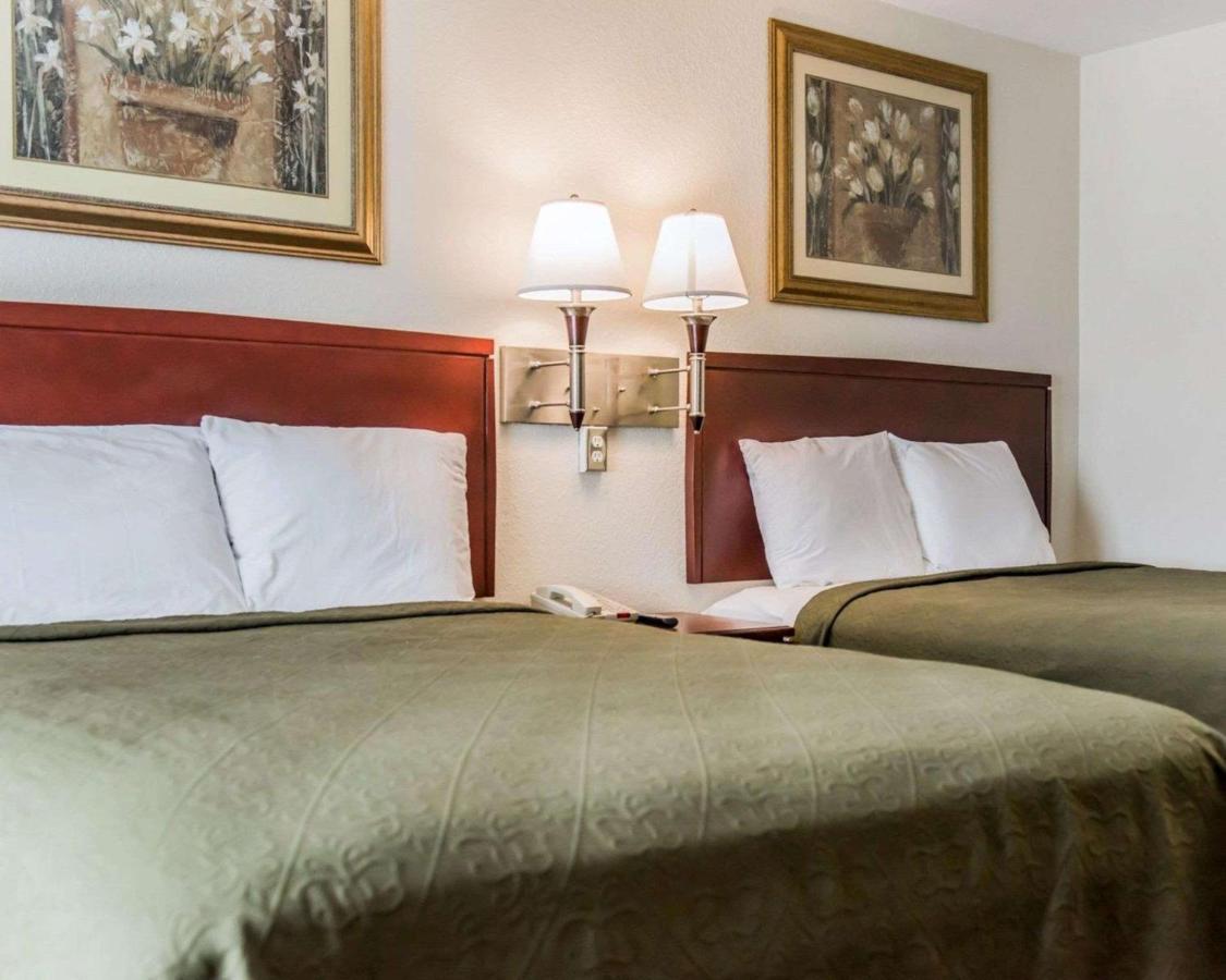 | Econo Lodge Monticello