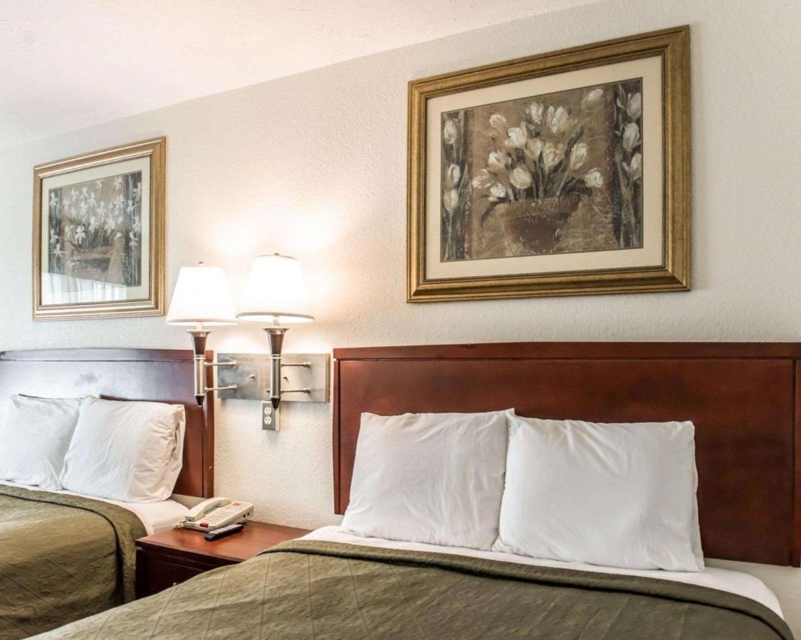 | Econo Lodge Monticello