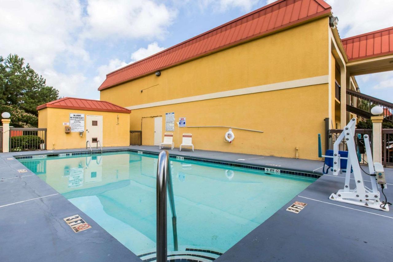  | Royal Palms Inn