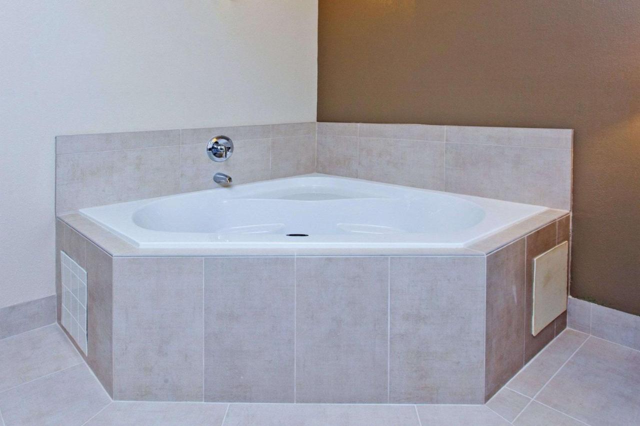 | Comfort Inn Blairsville
