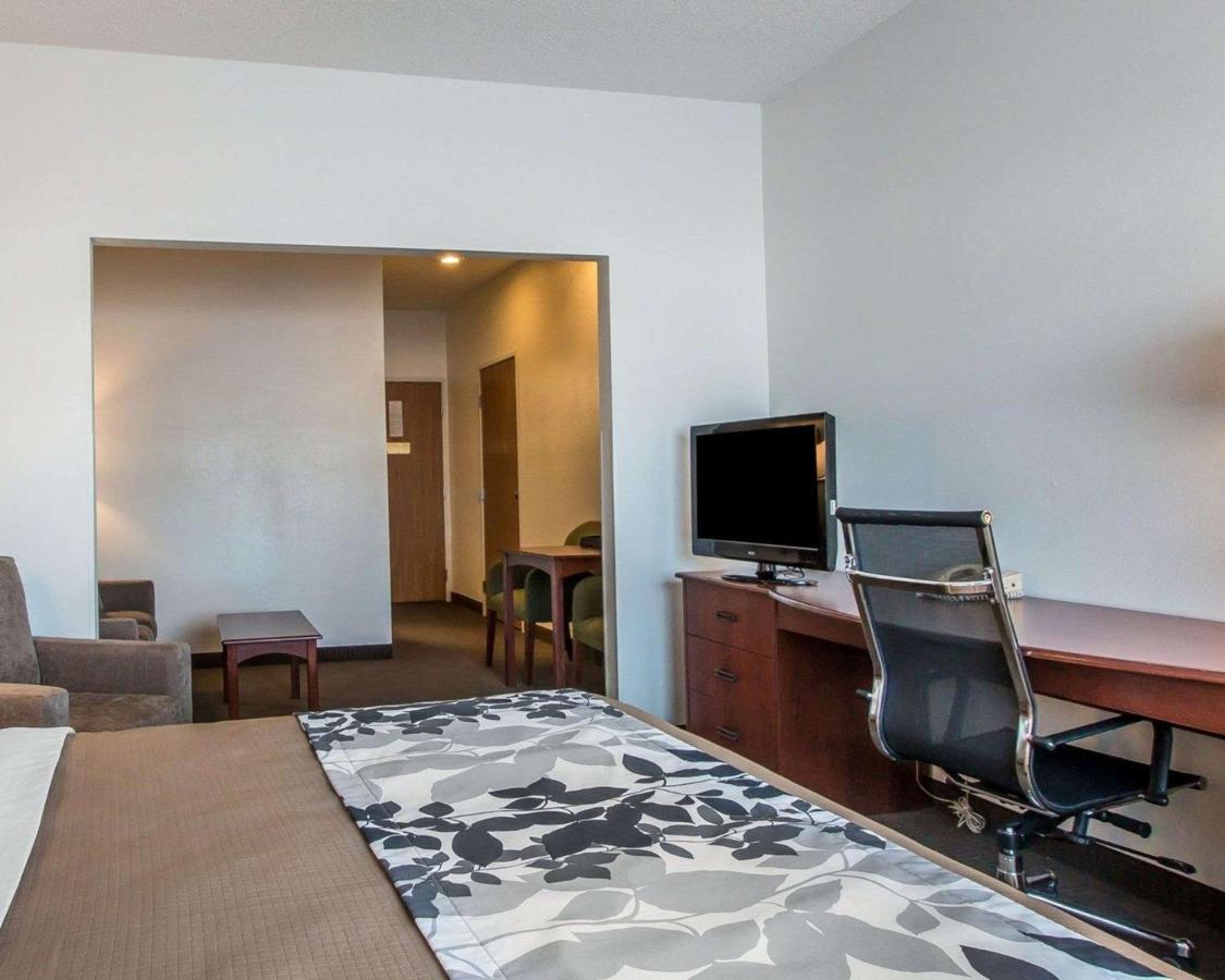| Sleep Inn & Suites Mount Vernon