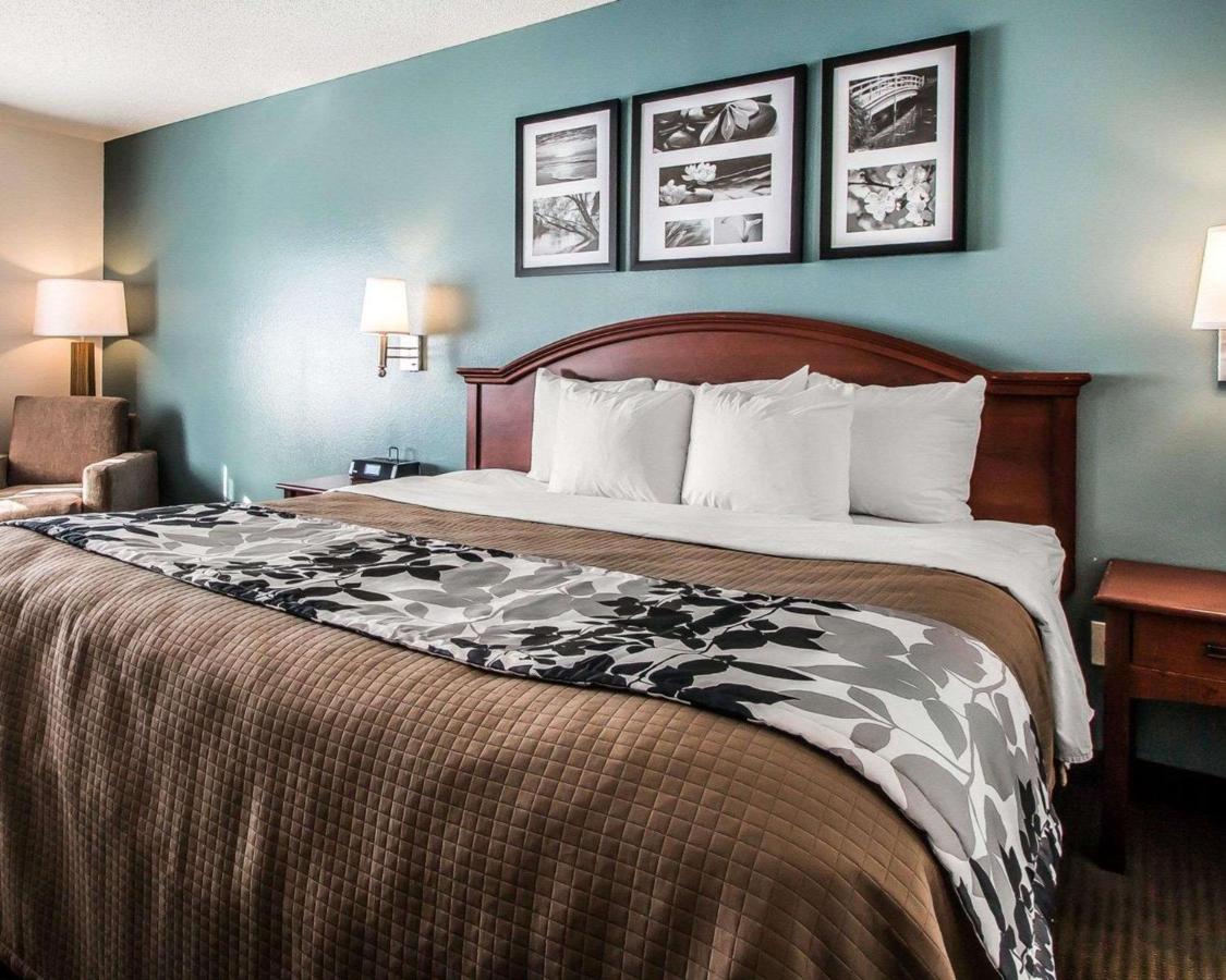 | Sleep Inn & Suites Mount Vernon