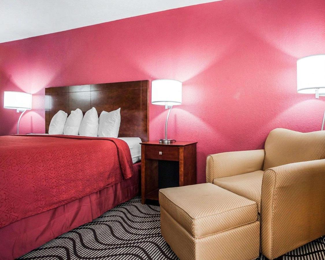 King Room - Non-Smoking at Quality Inn & Suites Altoona - Des Moines